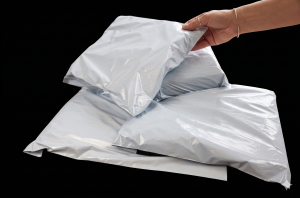 Foliopaki kurierskie 50 mic FB03/B4 260x350 50szt